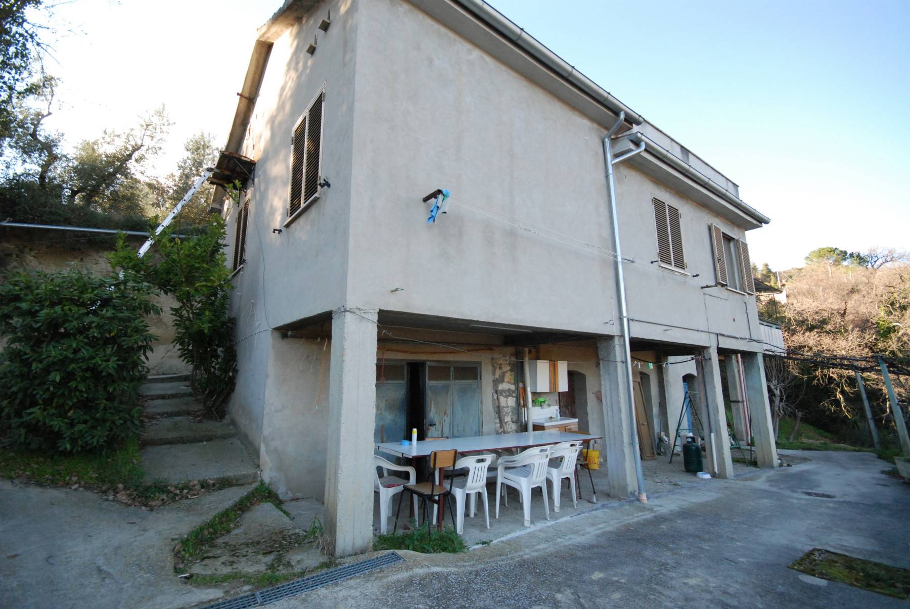 Casa indipendente con terrazzo a Ascoli Piceno