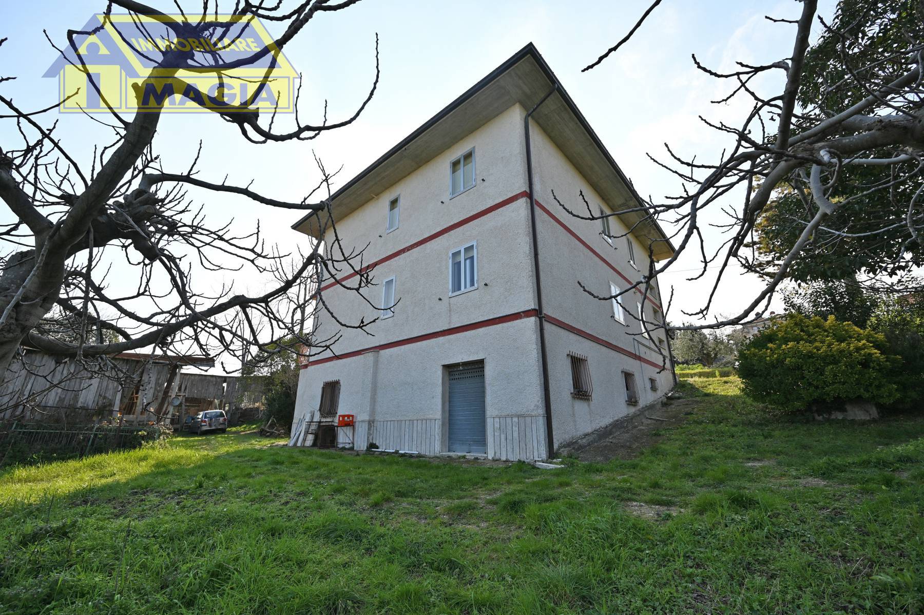 Casa singola in vendita a Castel di Lama