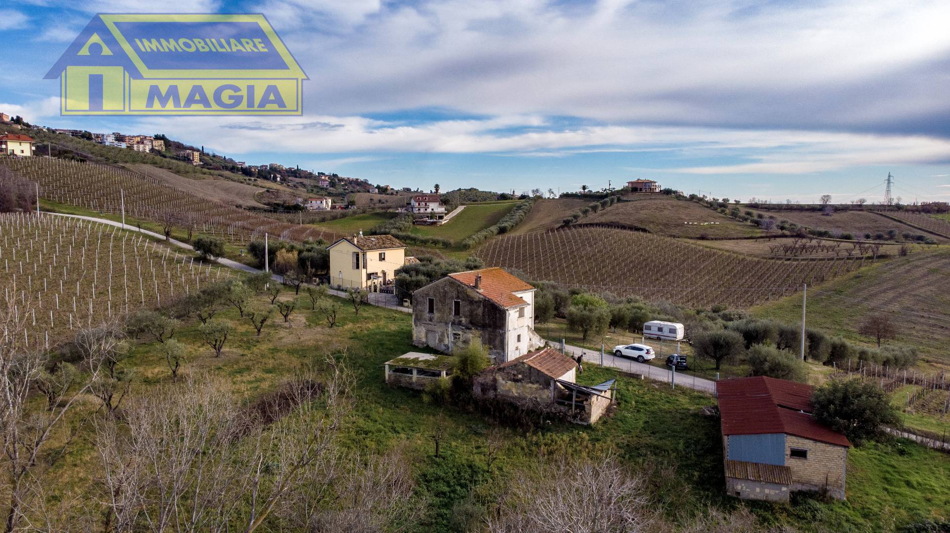 Rustico/Casale in vendita a Monteprandone, Centobuchi