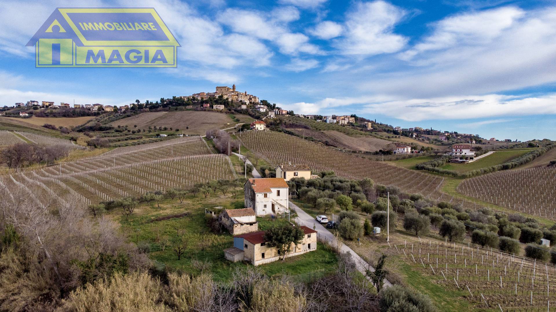 Rustico/Casale in vendita a Monteprandone, Centobuchi