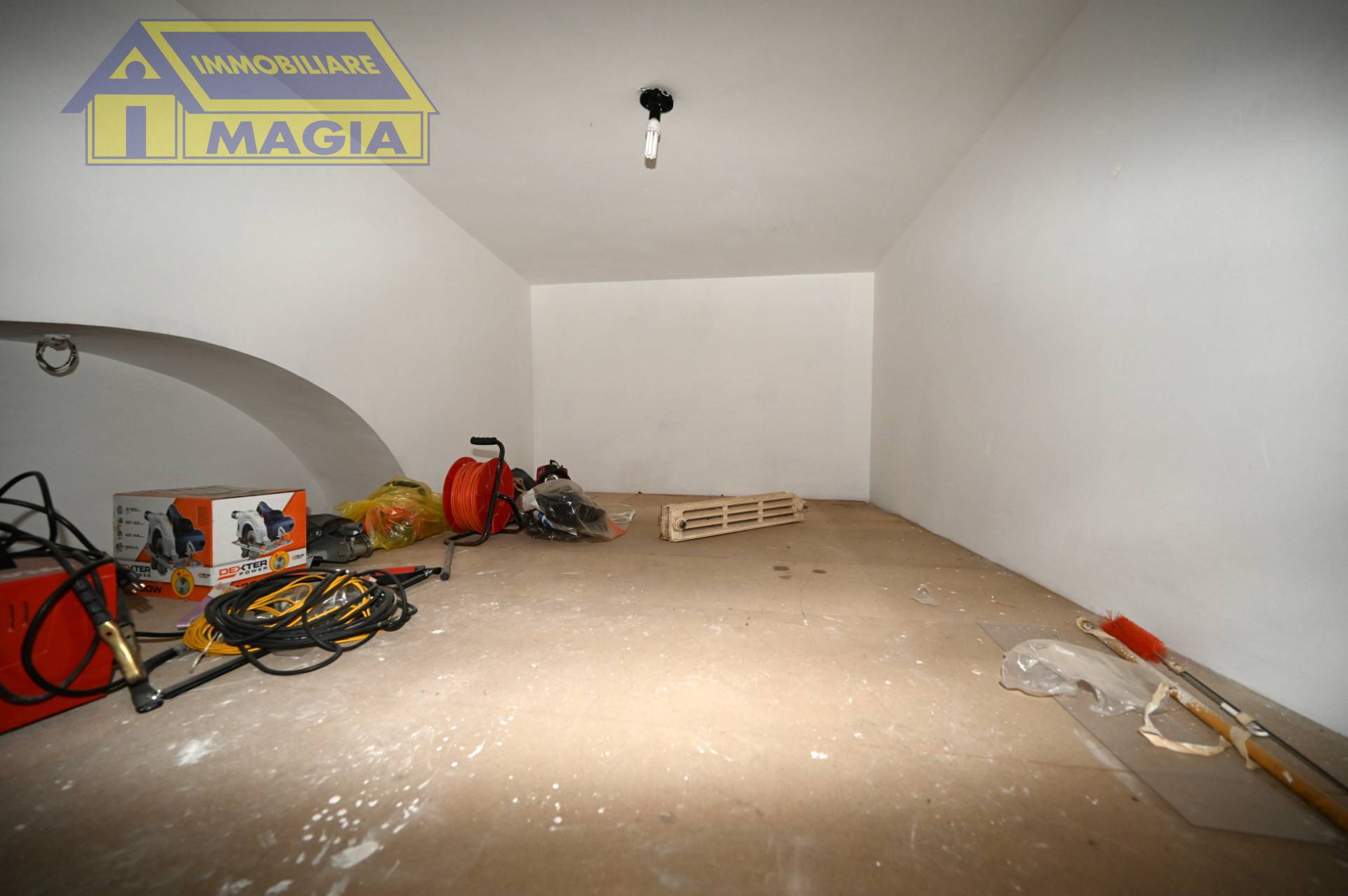 Negozio in vendita a Ascoli Piceno, Centro Storico