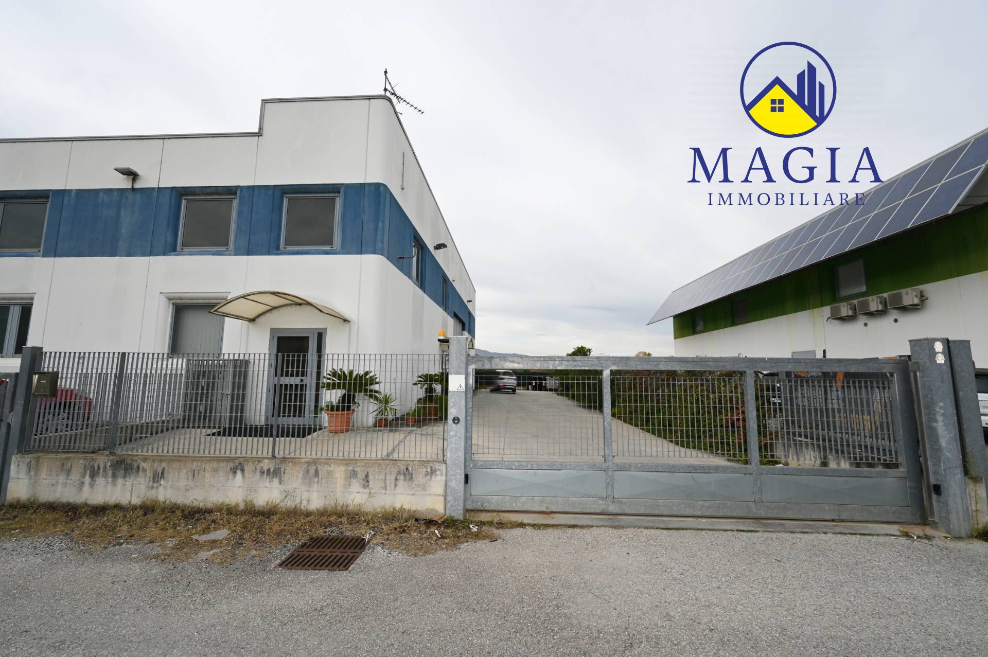 Capannone in vendita a Controguerra, Bonifica