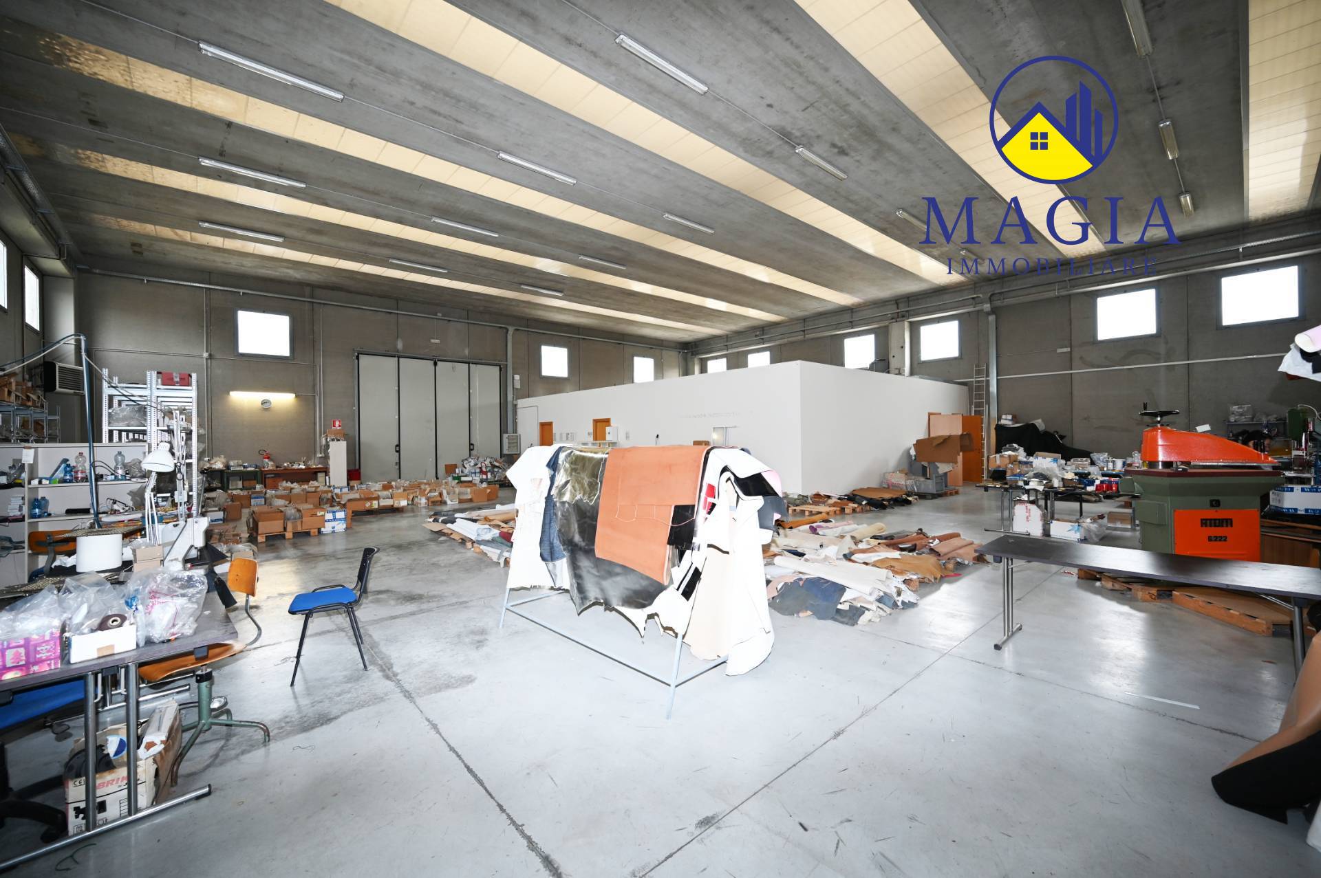 Capannone in vendita a Controguerra, Bonifica