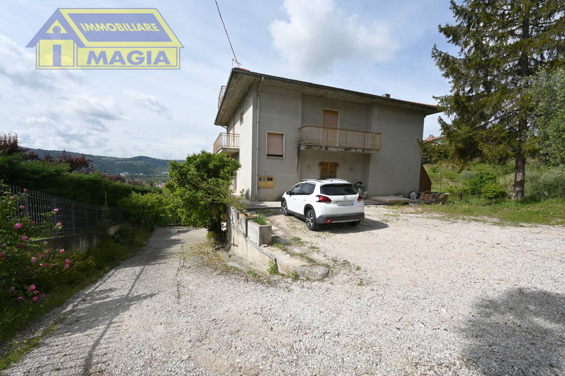 Casa singola in vendita a Colli del Tronto