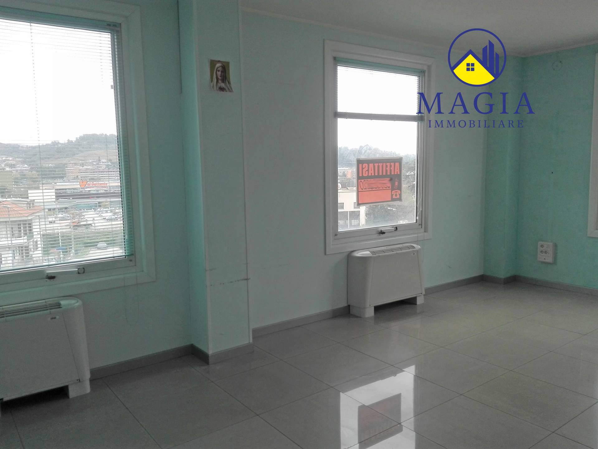 Studio/Ufficio in vendita a Ascoli Piceno