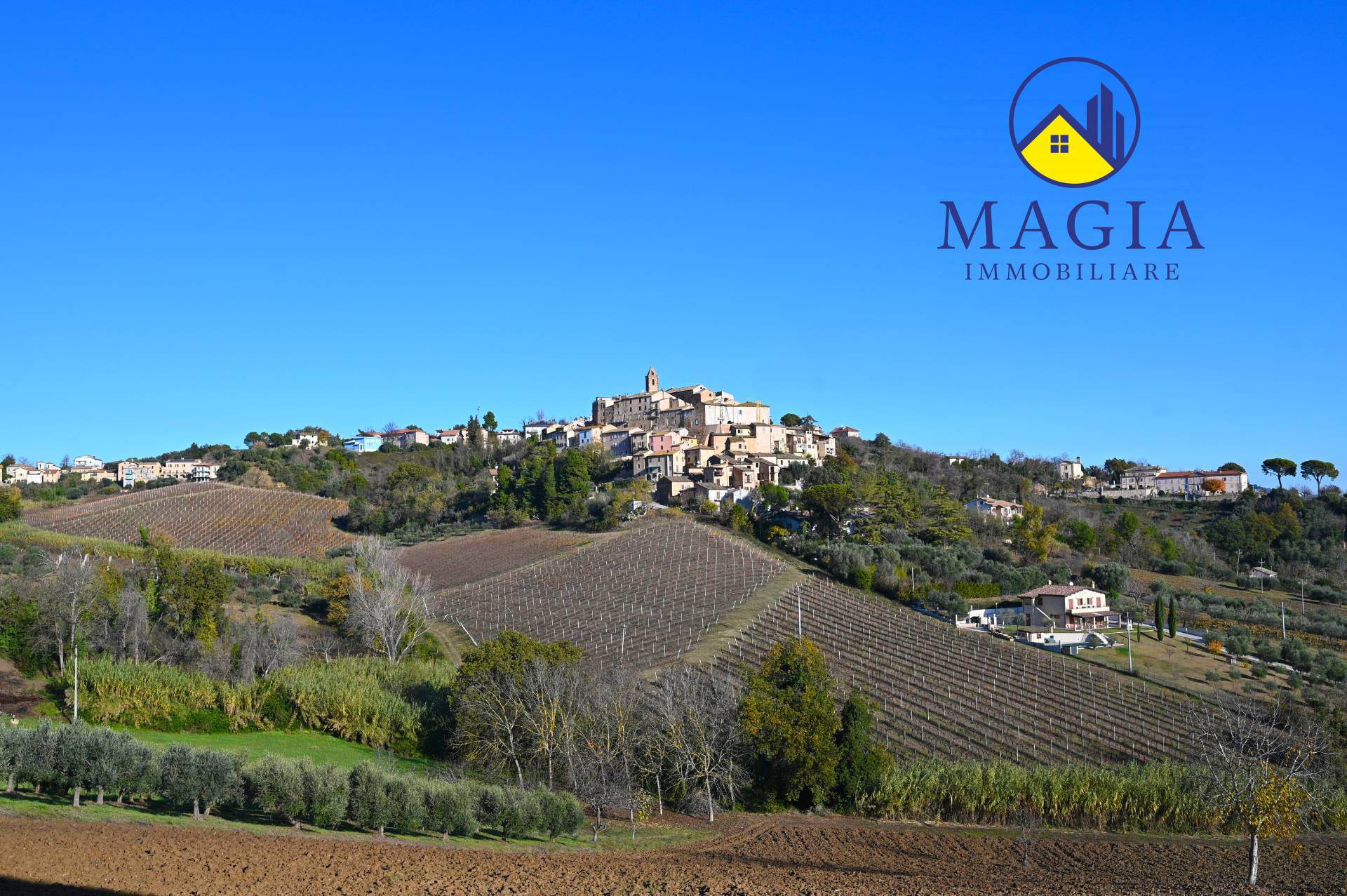 Rustico/Casale in vendita a Spinetoli