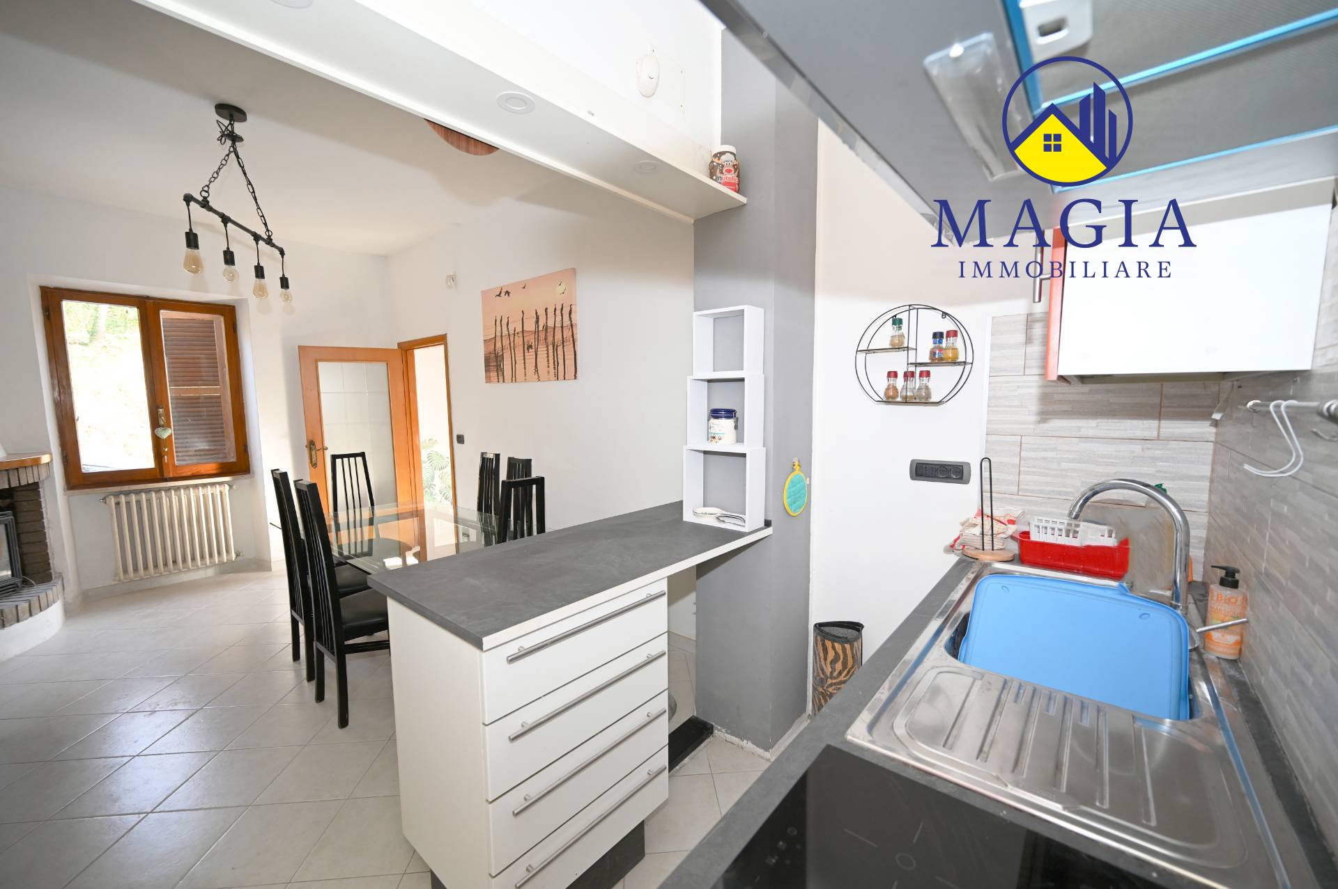 Casa singola in vendita a Folignano