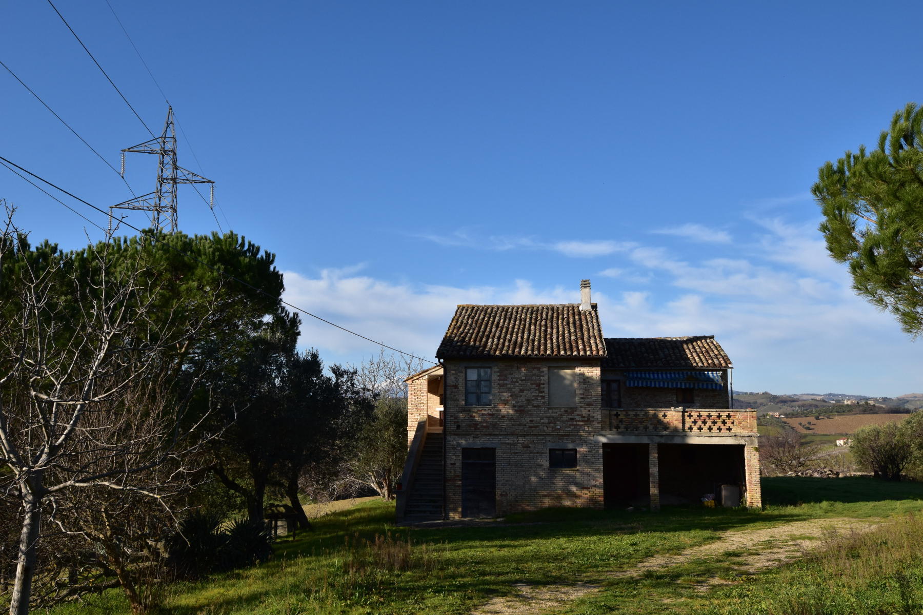 Rustico/Casale in vendita a Monsampolo del Tronto, Monsampolo