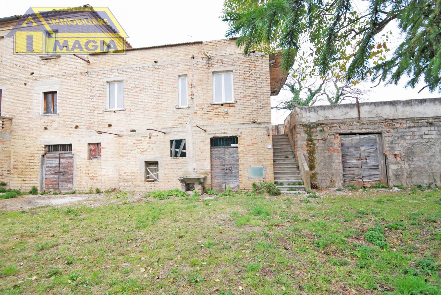 Rustico/Casale in vendita a Spinetoli, Pagliare