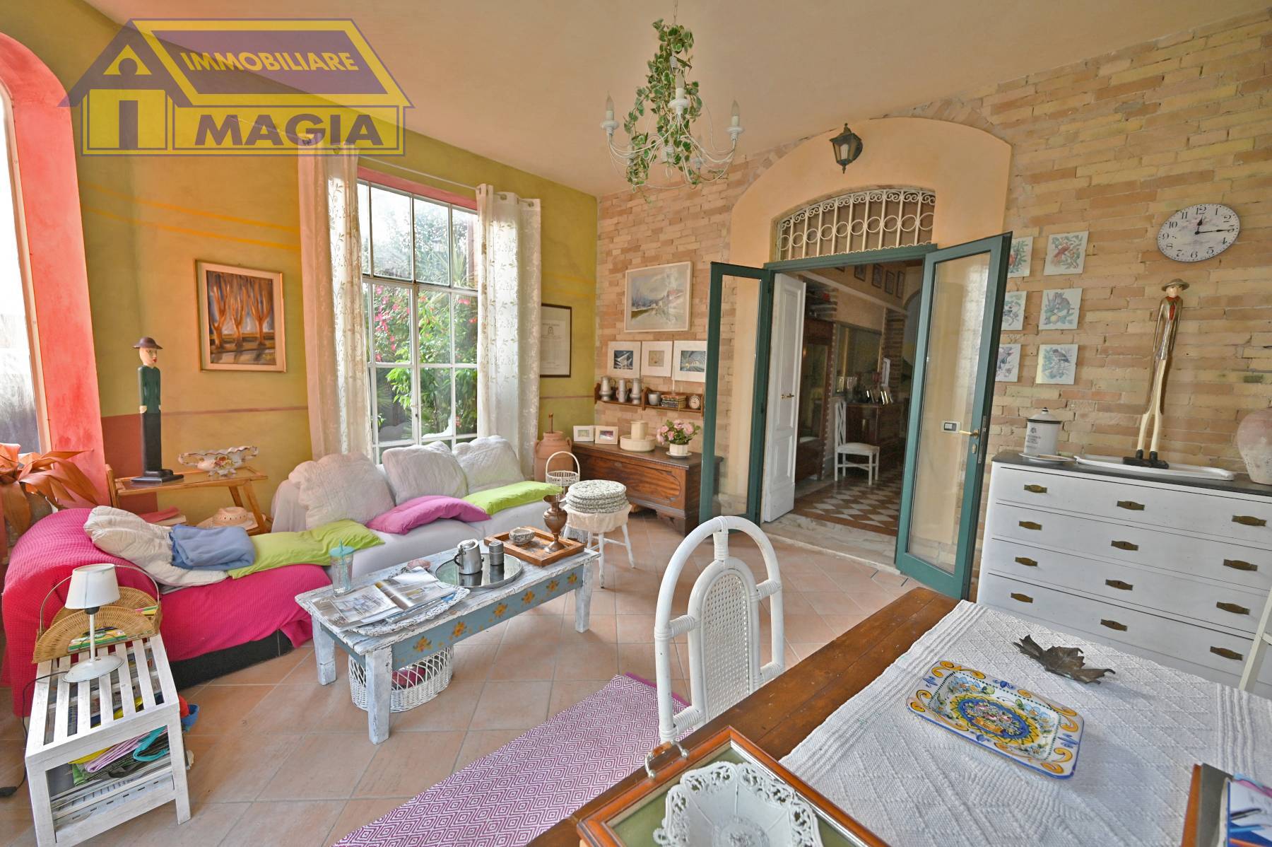 Villa in vendita a Colli del Tronto