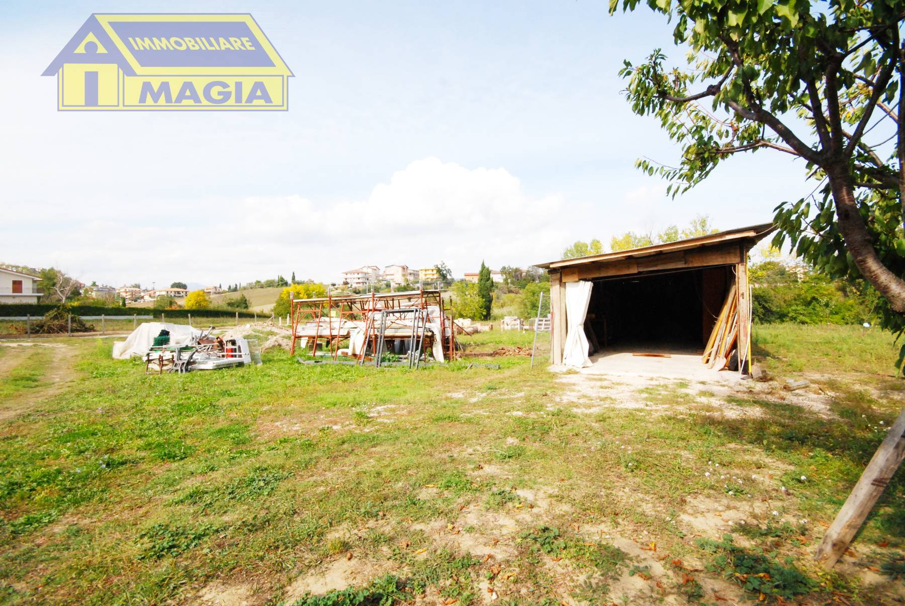 Terreno edificabile in vendita a Maltignano