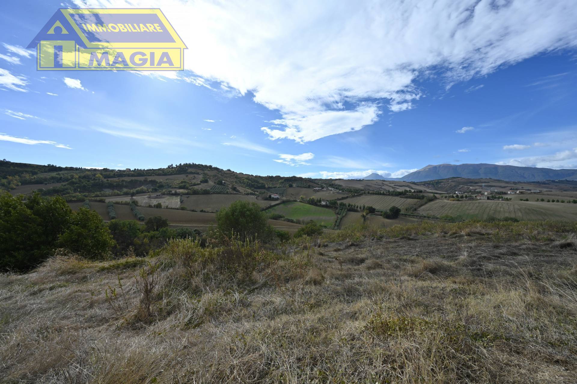 Rustico/Casale in vendita a Ancarano