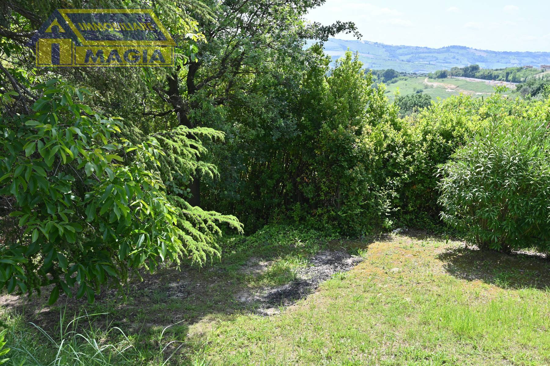 Casa Indipendente in vendita a Castorano, San Silvestro