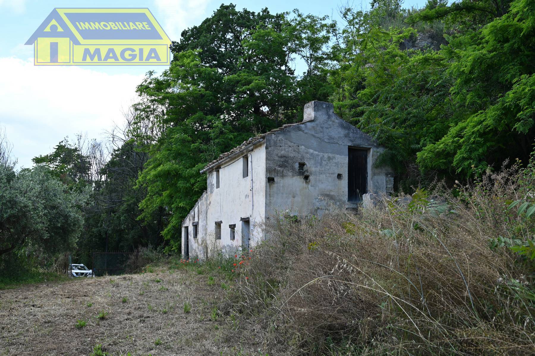 Rustico/Casale in vendita a Montefiore dell'Aso