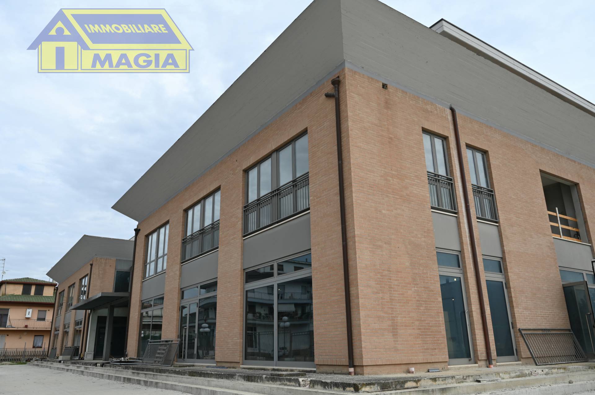 Studio/Ufficio in vendita a Spinetoli, Pagliare del Tronto