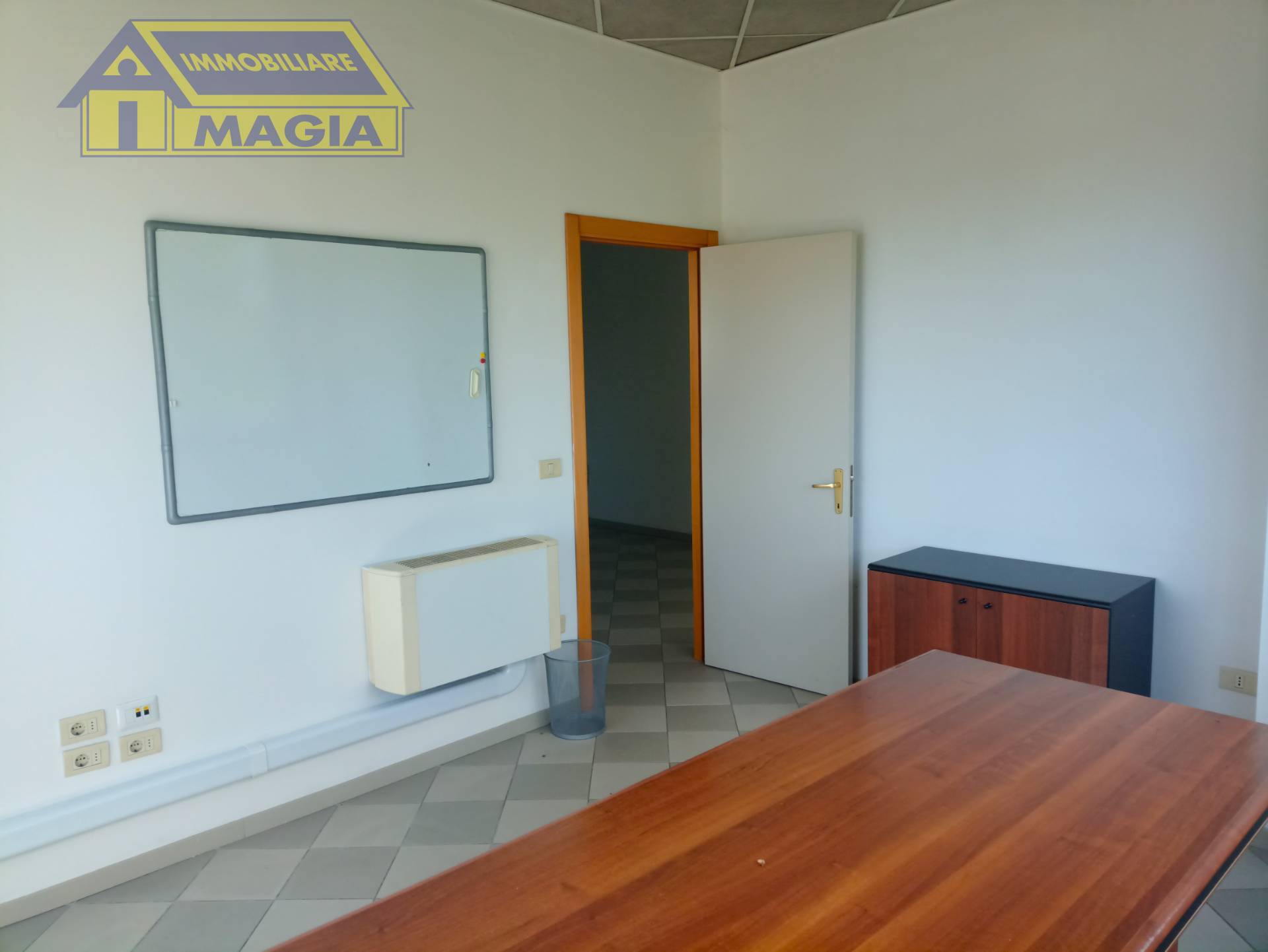 Studio/Ufficio in affitto a Ancarano