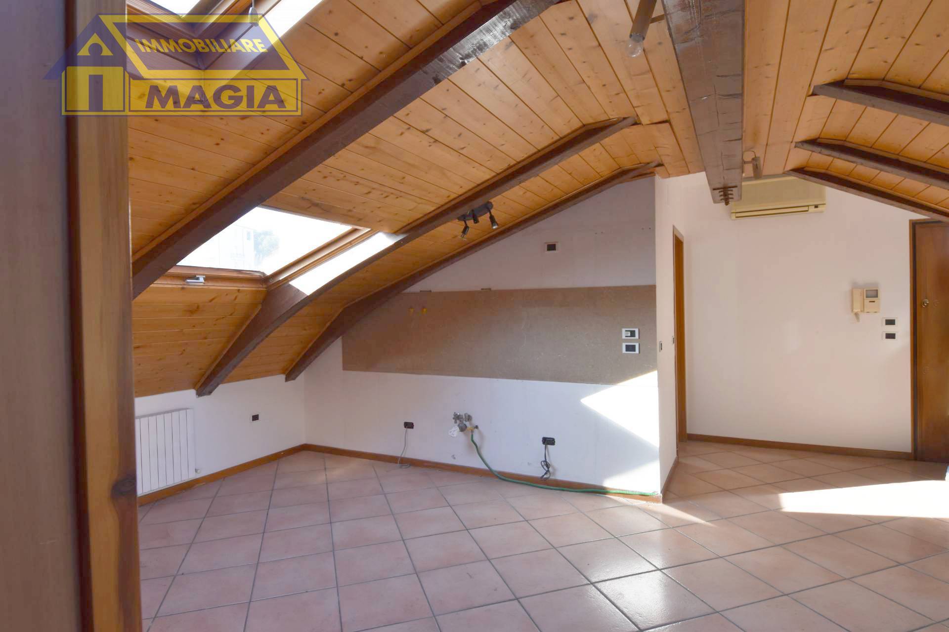 Mansarda in vendita a San Benedetto del Tronto, Centralissima