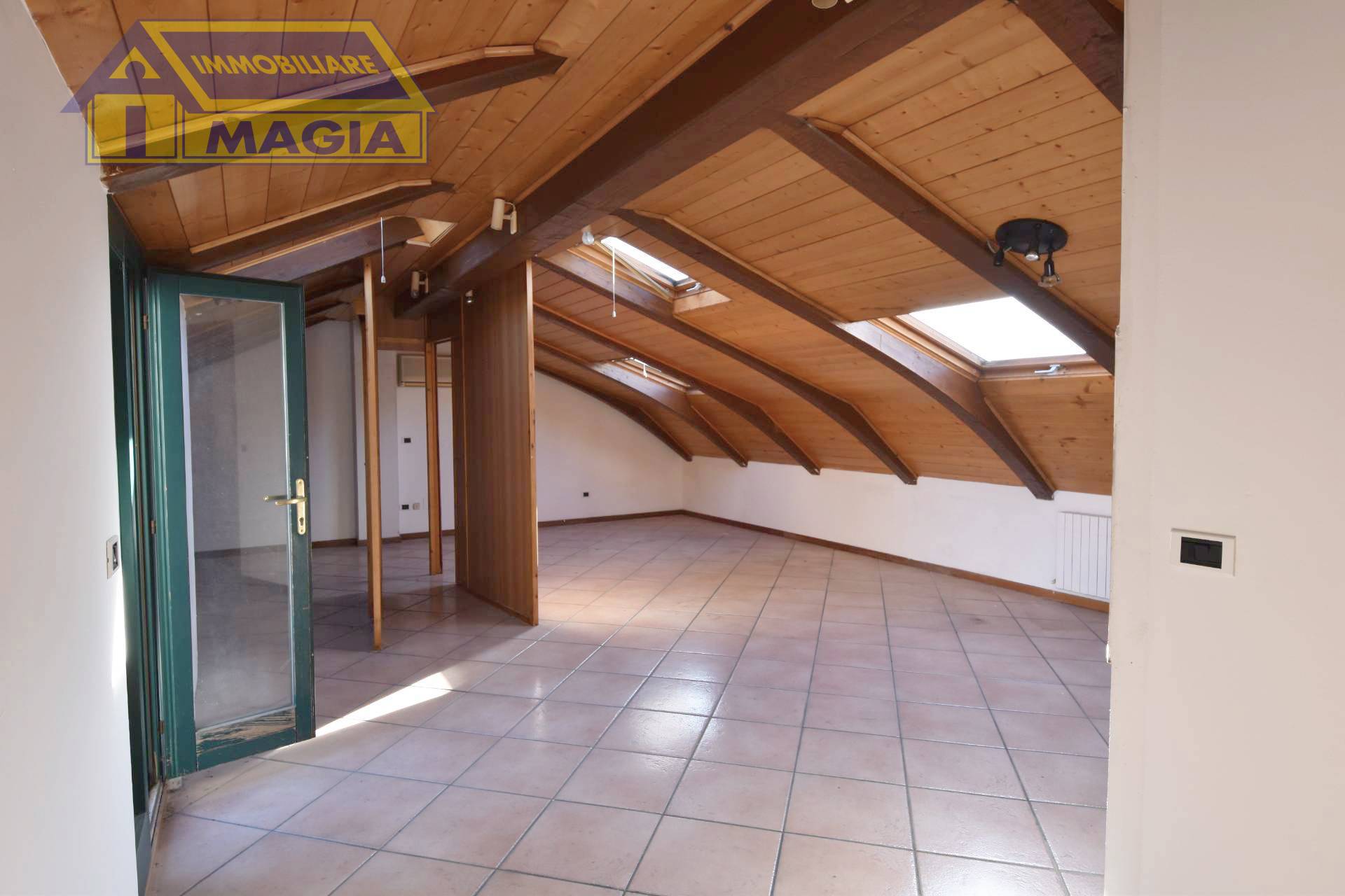 Mansarda in vendita a San Benedetto del Tronto, Centralissima