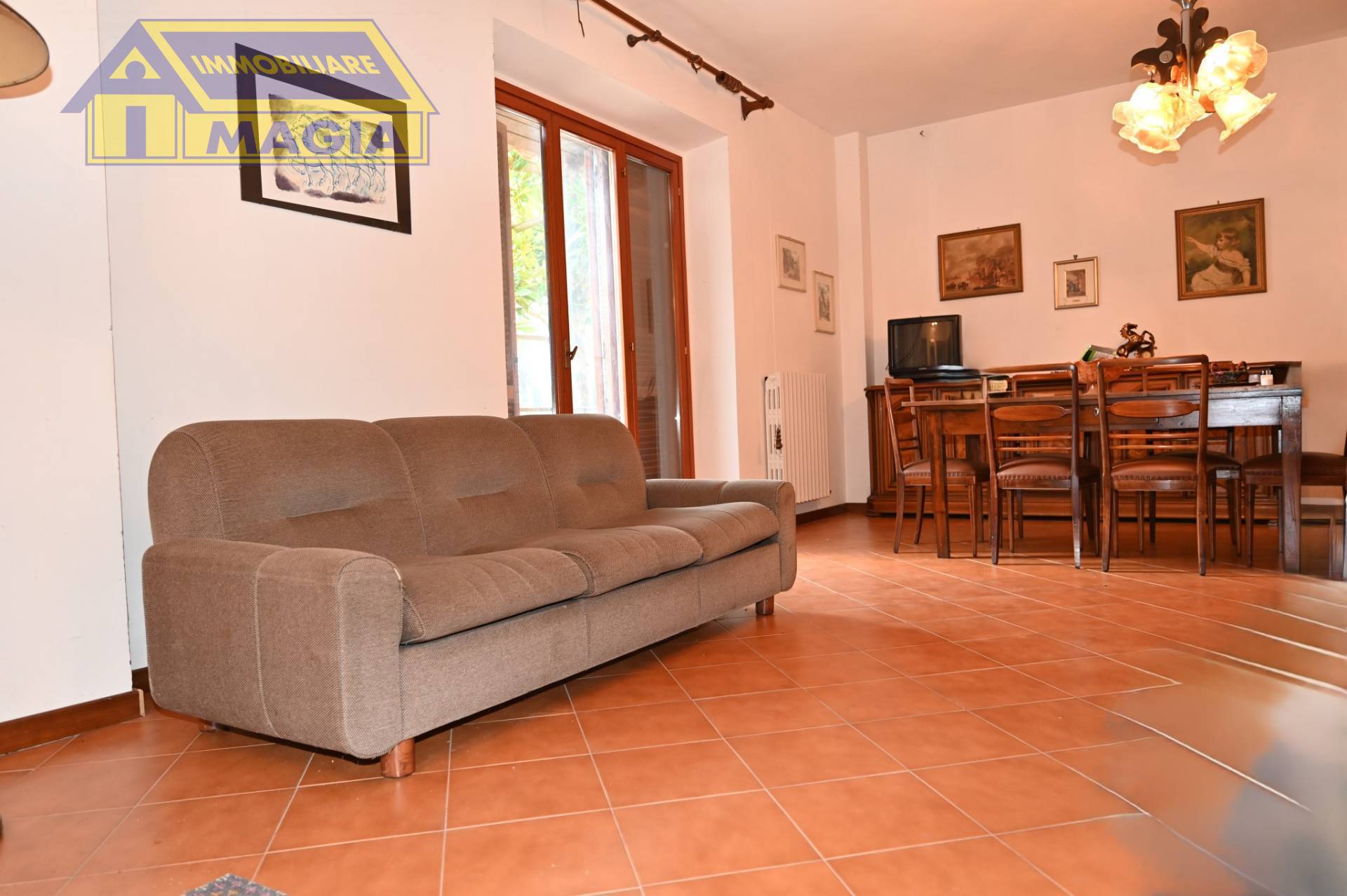 Casa singola in vendita a Castorano, Rocchetta