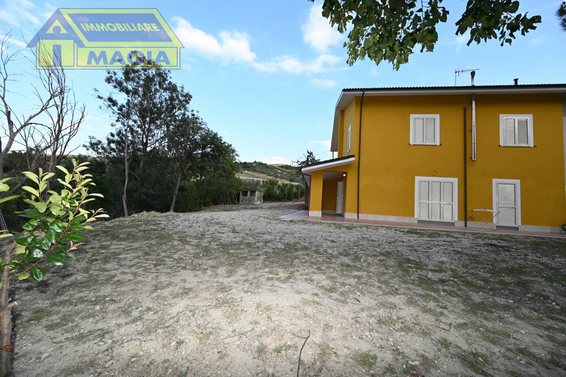 Casa Indipendente in vendita a Maltignano, Caselle