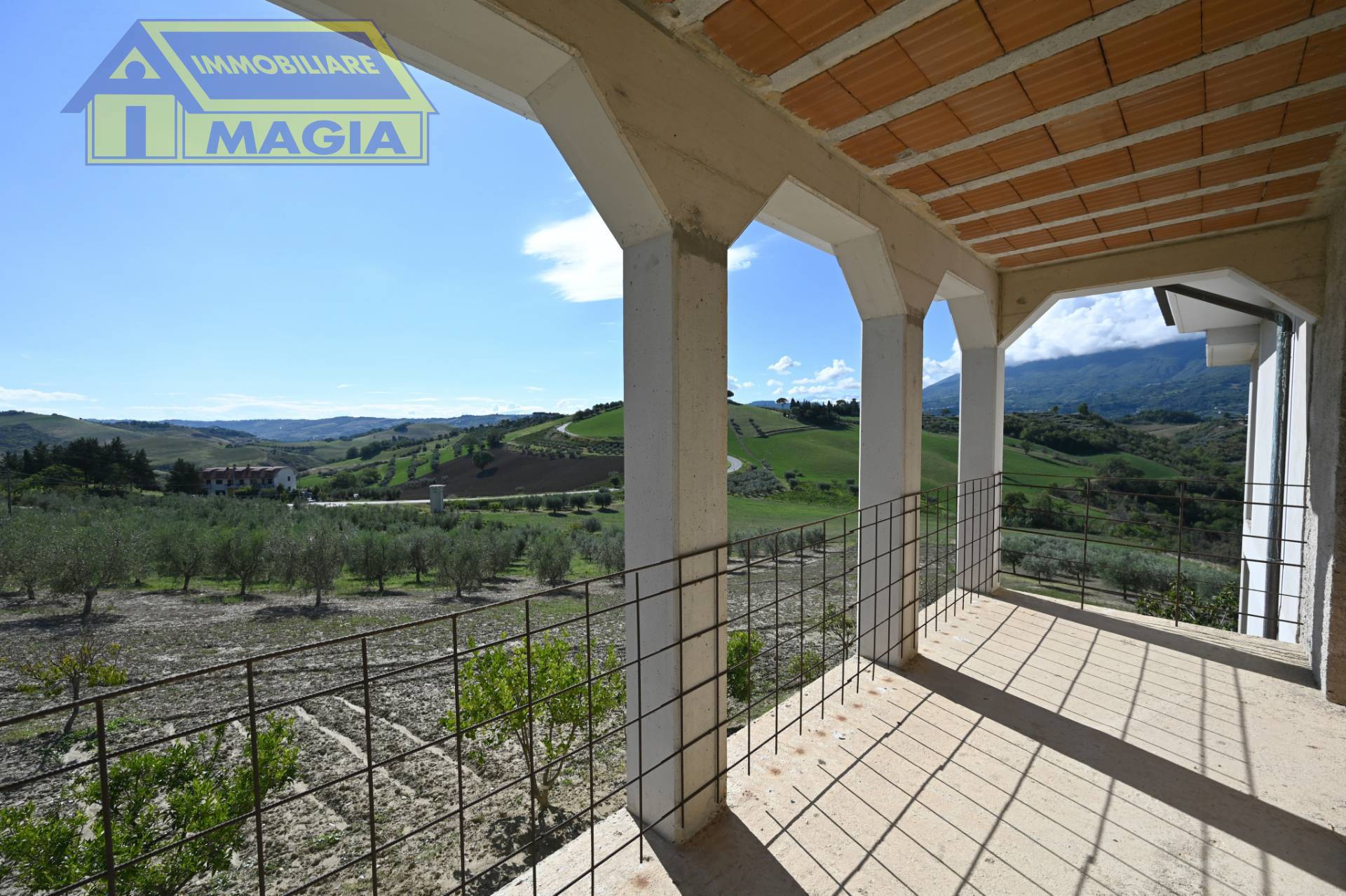 Rustico/Casale in vendita a Ascoli Piceno, Poggio di Bretta