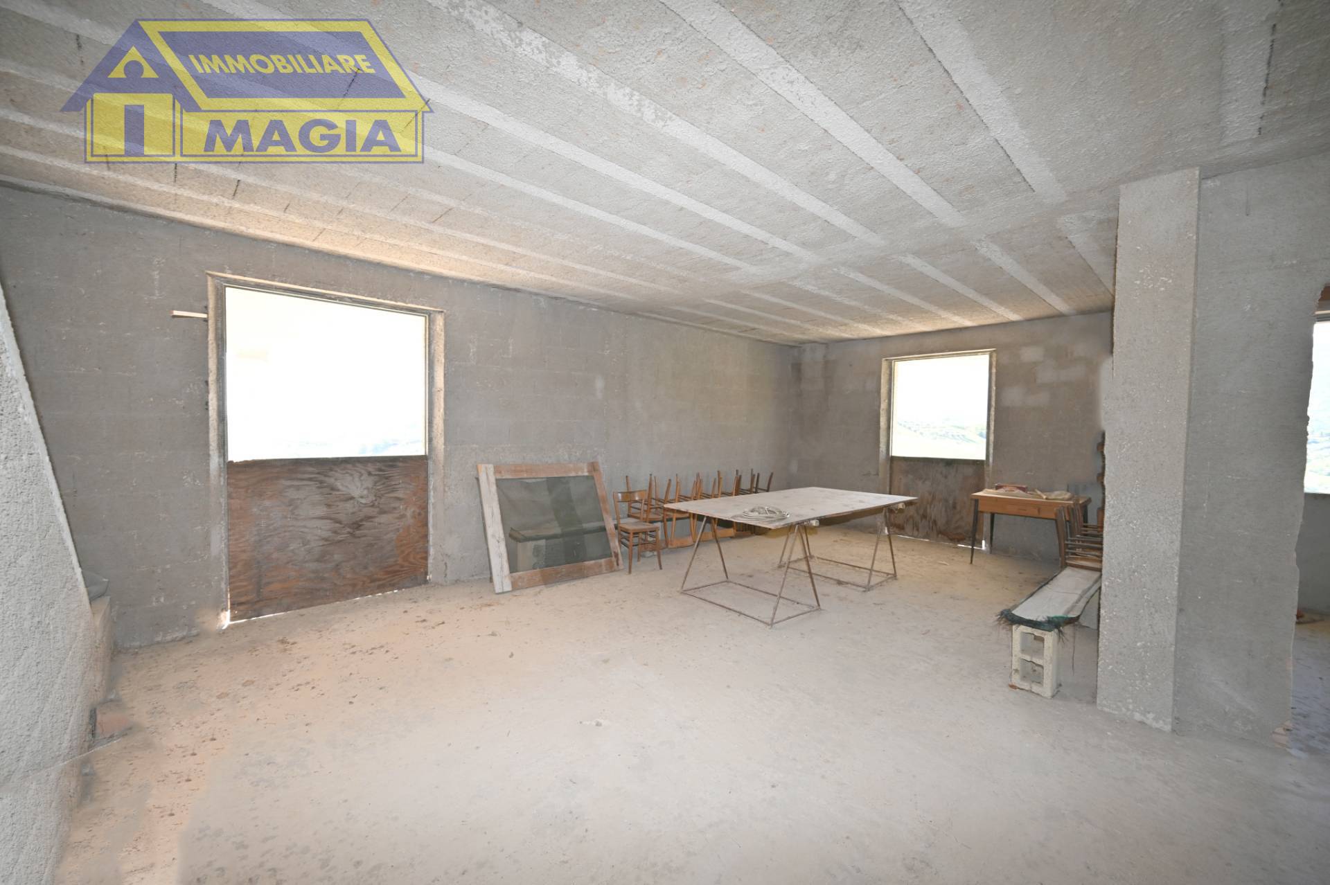 Rustico/Casale in vendita a Ascoli Piceno, Poggio di Bretta