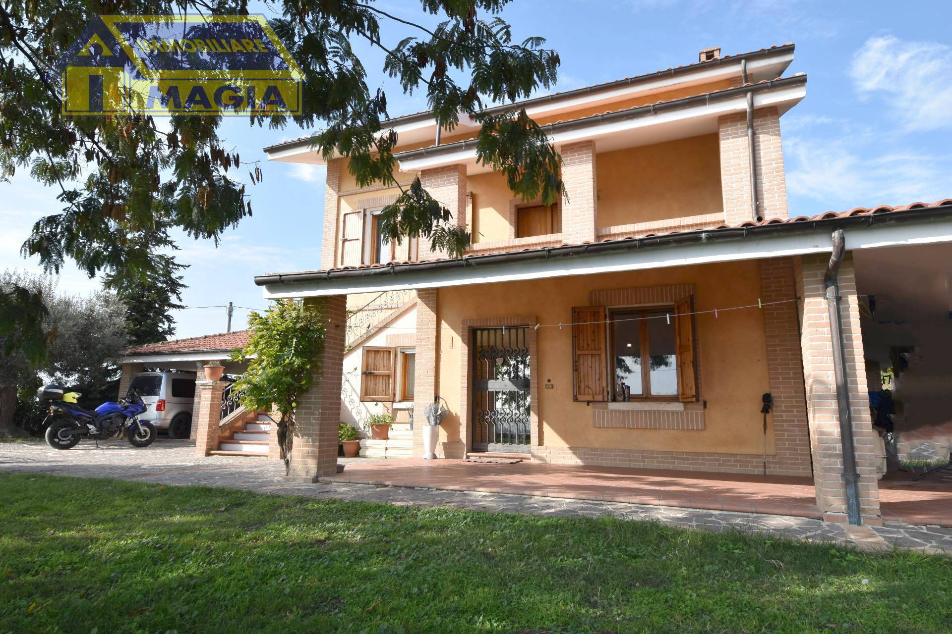 Villa in vendita a Acquaviva Picena, Forola