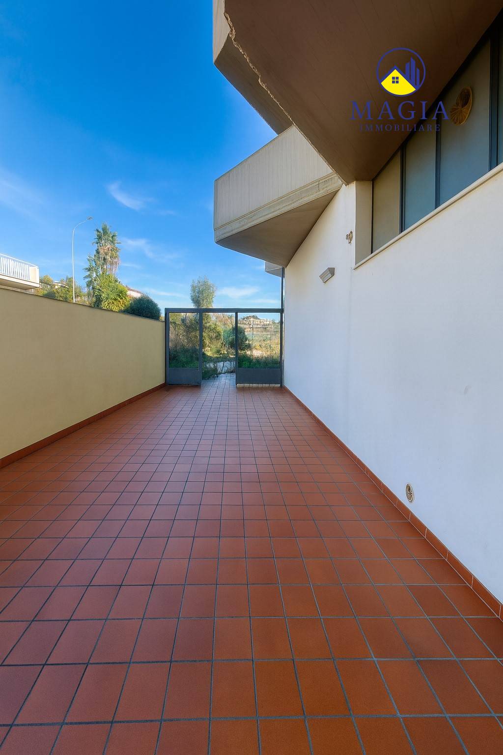 Locale commerciale in vendita a Grottammare, Residenziale Nord