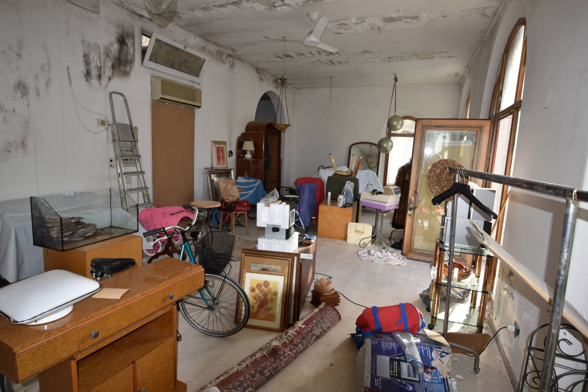 Locale commerciale in vendita a San Benedetto del Tronto, Porto d'Ascoli