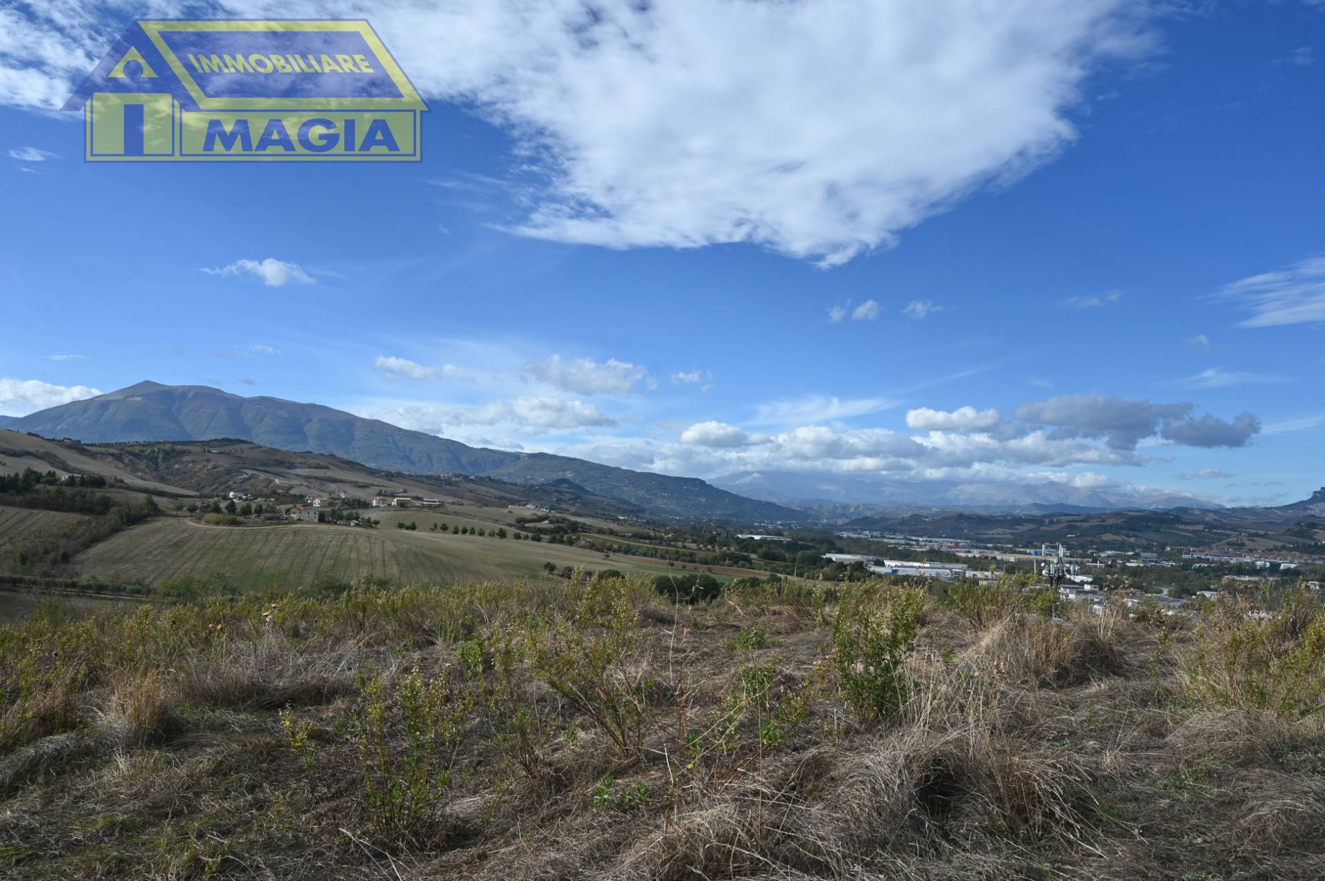 Rustico/Casale in vendita a Ancarano