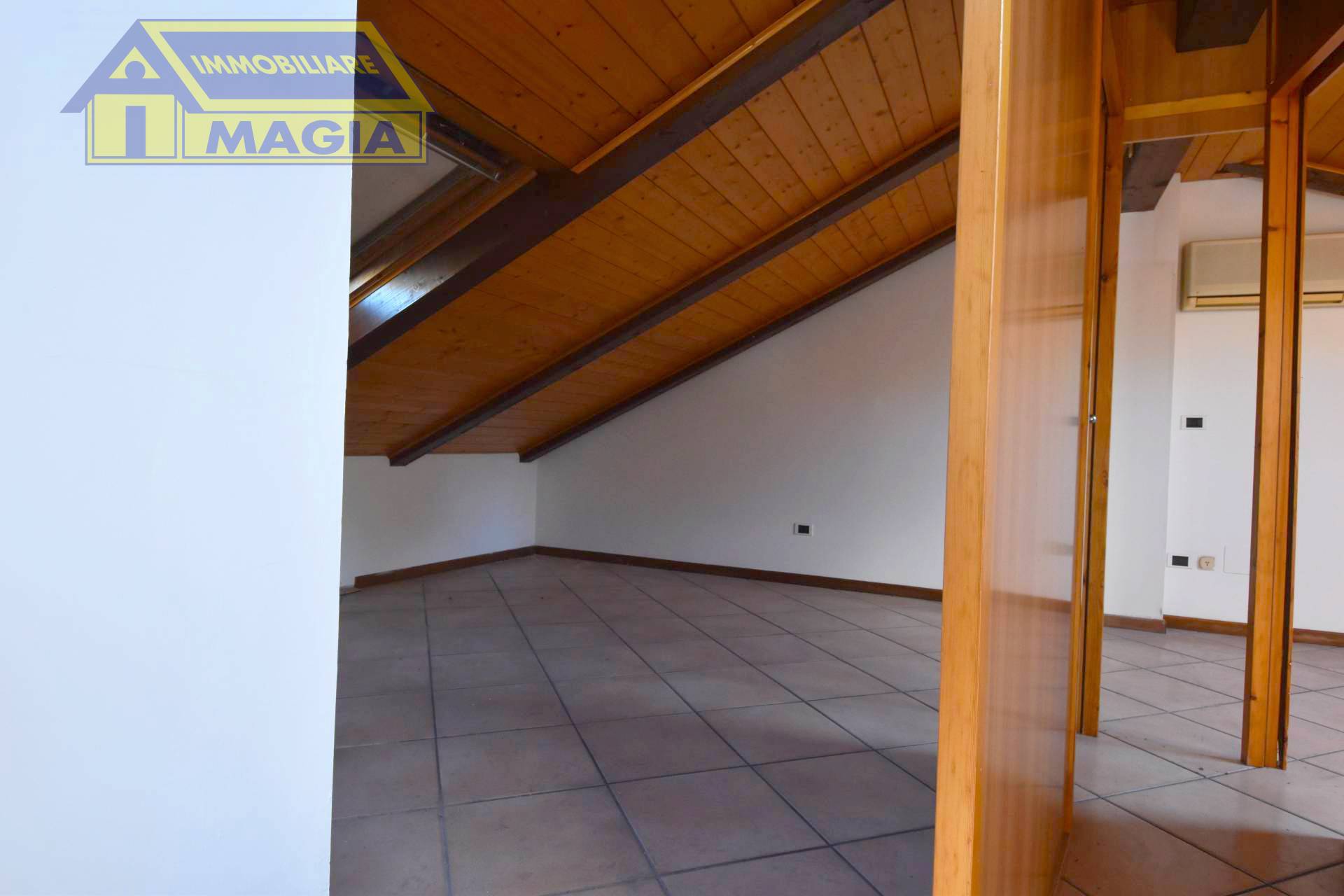 Mansarda in vendita a San Benedetto del Tronto, Centralissima