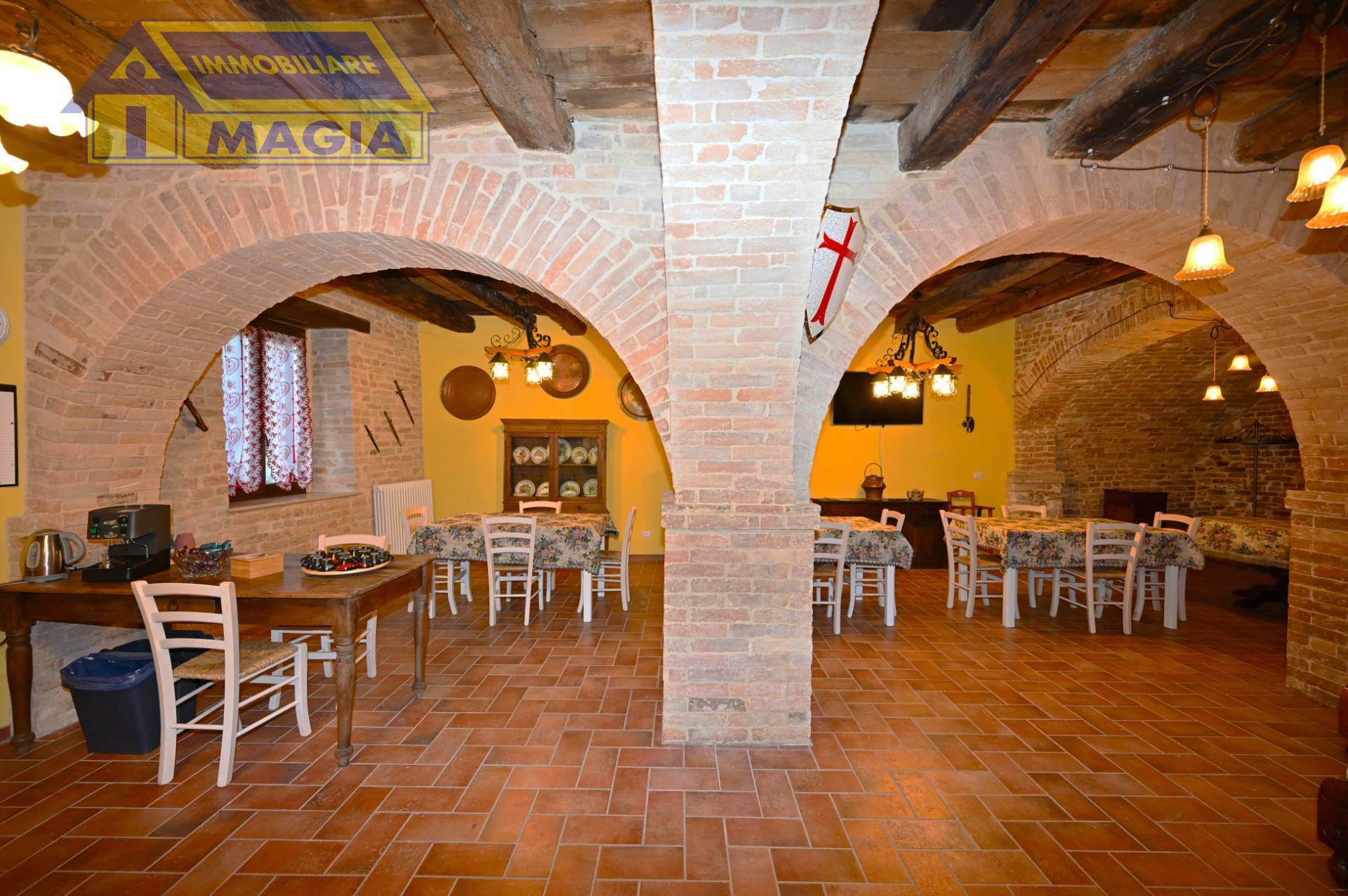 Casa Indipendente in vendita a Castignano