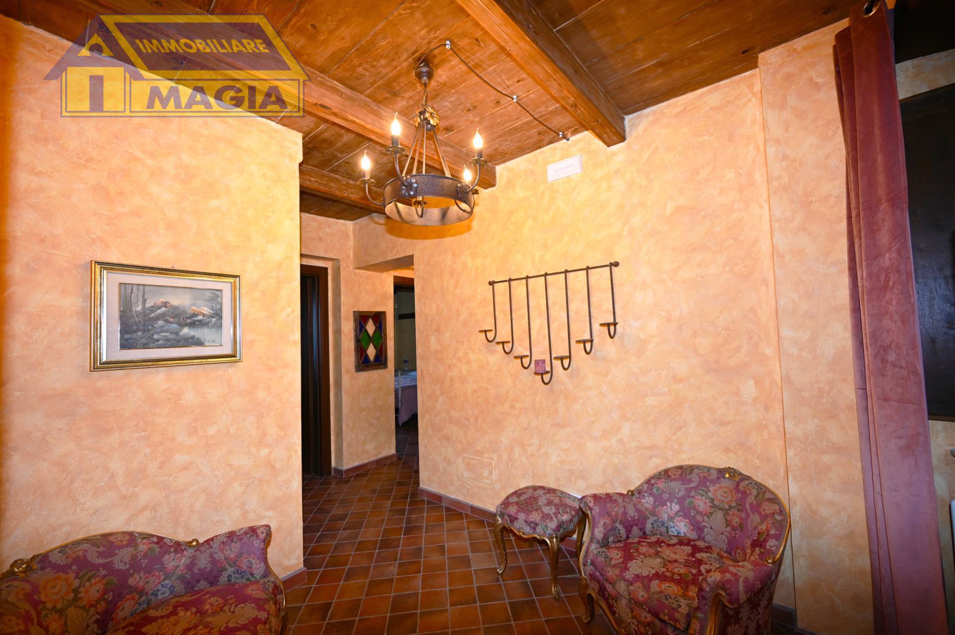 Casa Indipendente in vendita a Castignano