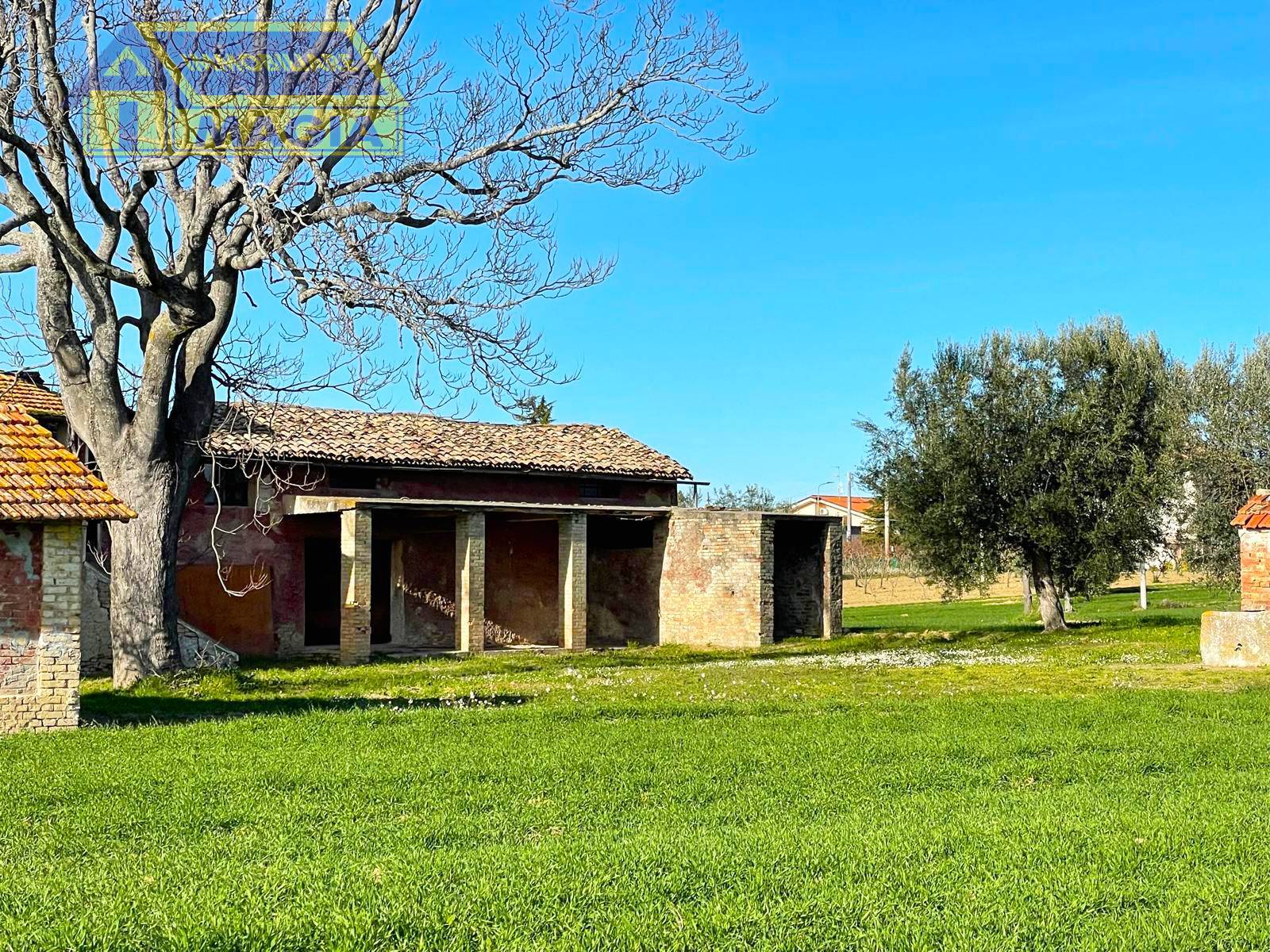 Rustico/Casale in vendita a Corropoli