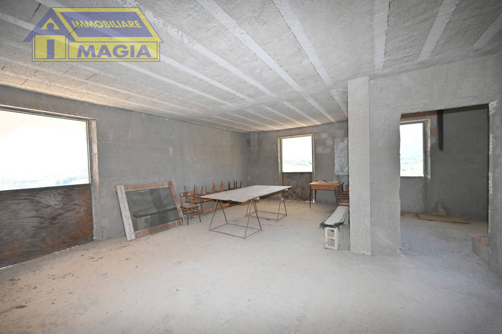 Rustico/Casale in vendita a Ascoli Piceno, Poggio di Bretta