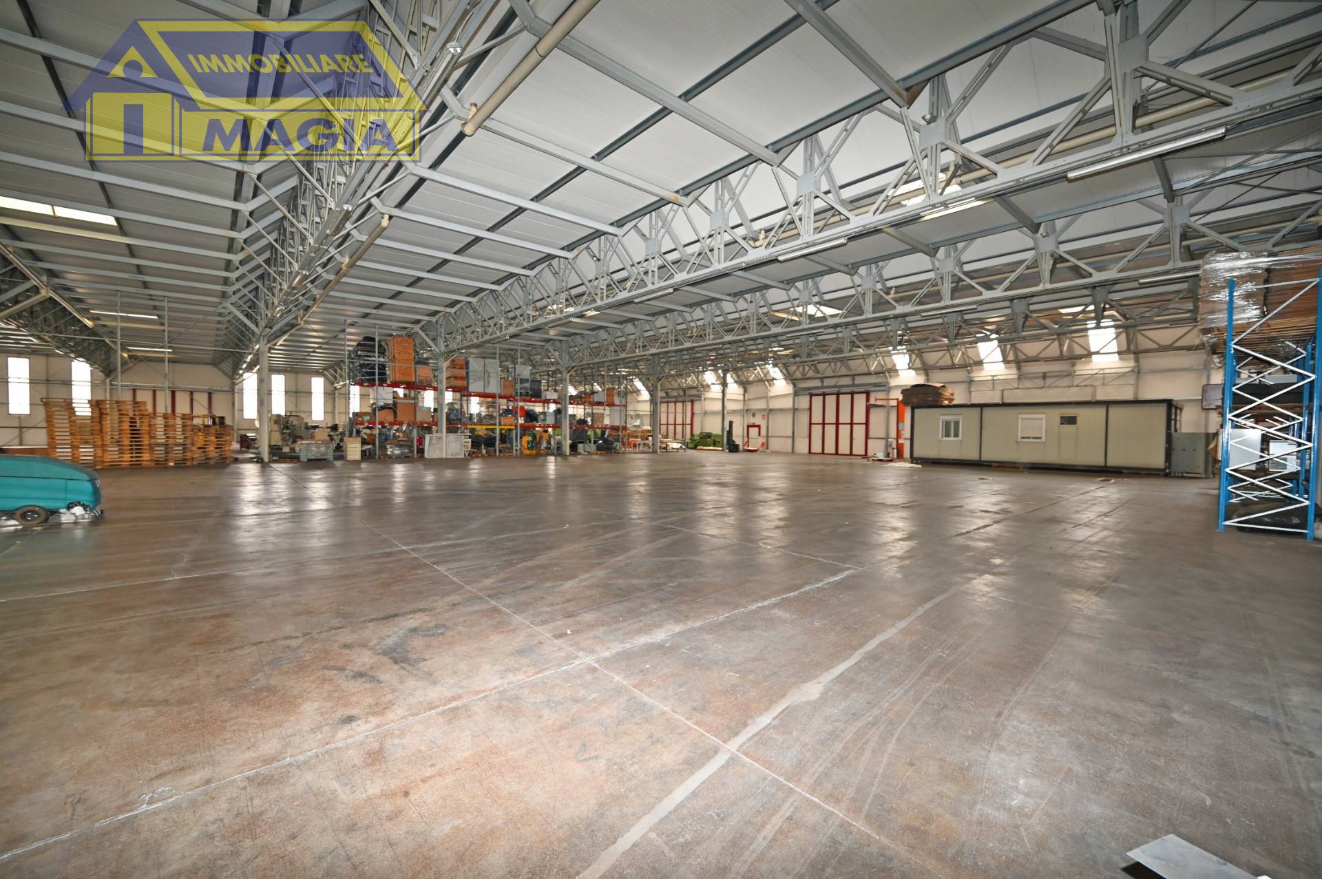 Capannone in vendita a Ascoli Piceno