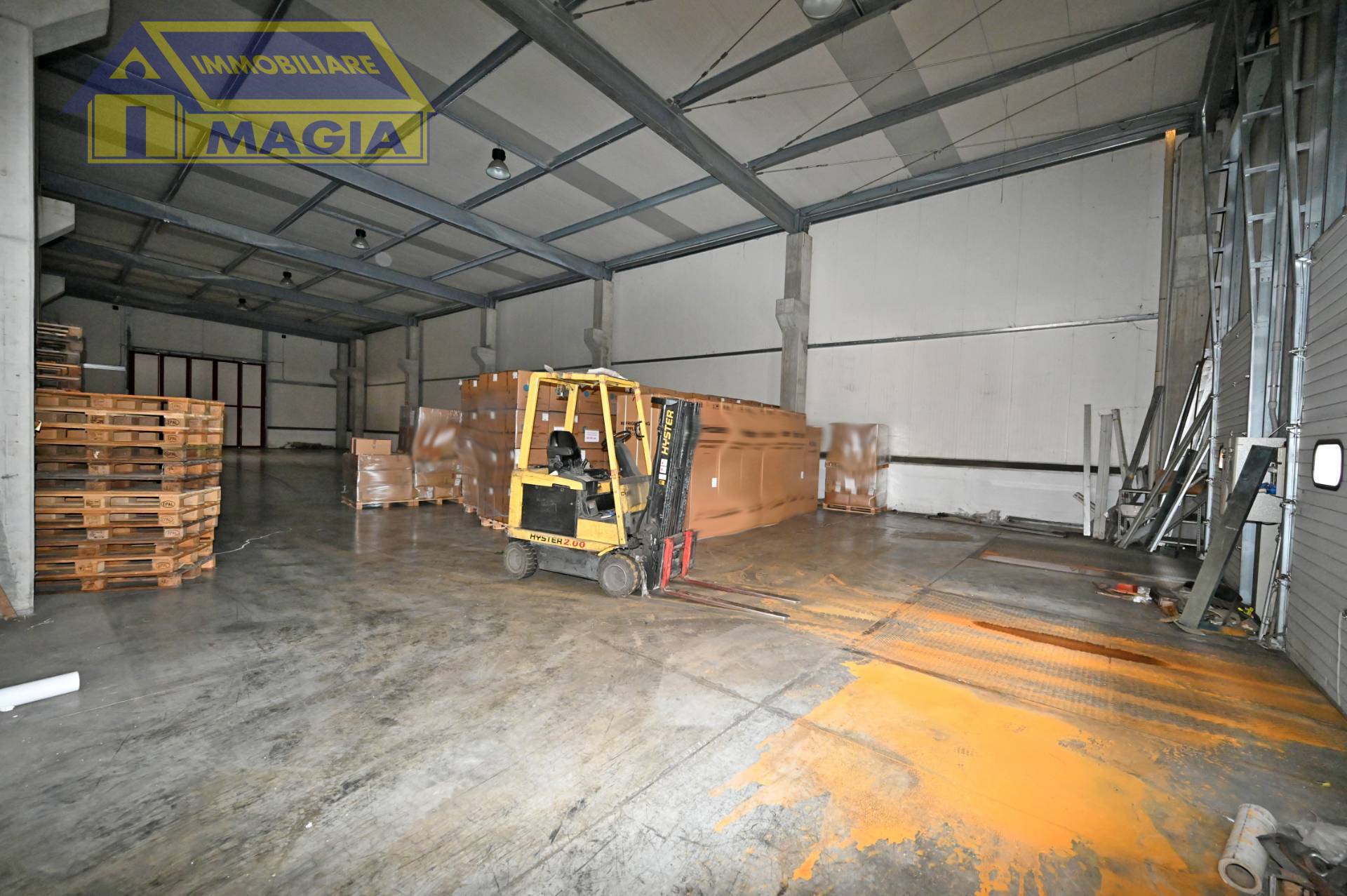 Capannone in vendita a Ascoli Piceno