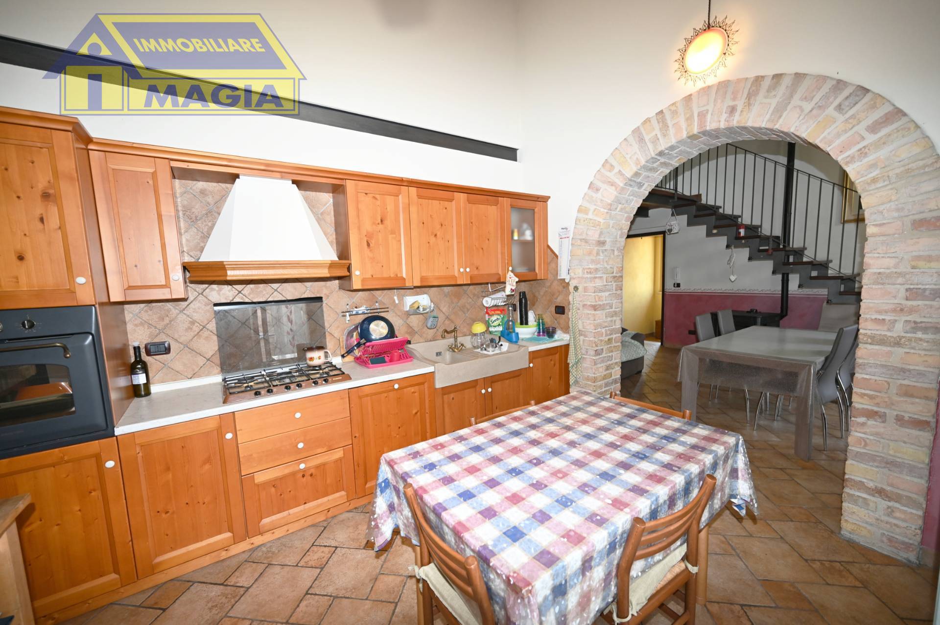 Villa in vendita a Appignano del Tronto