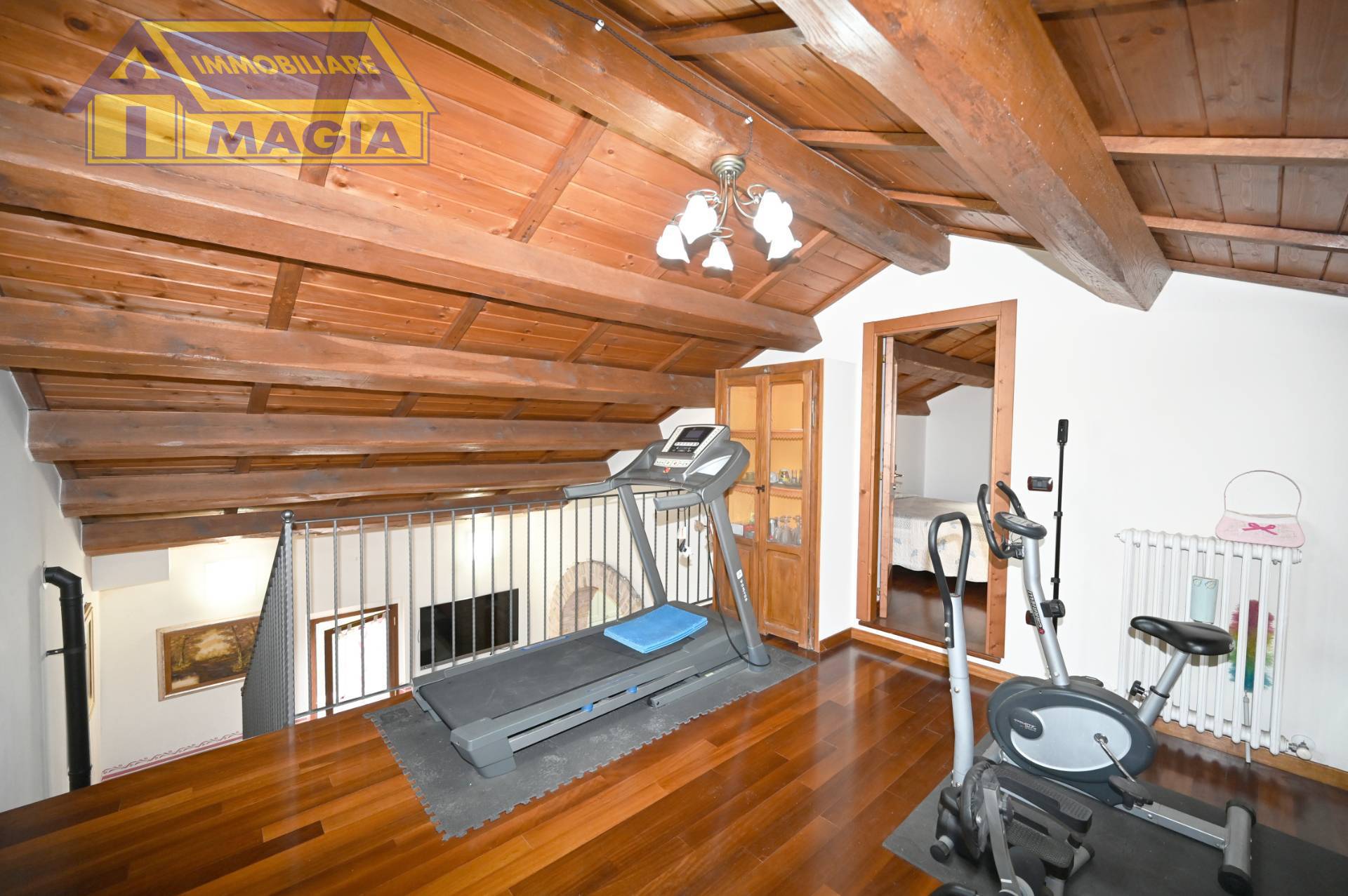 Villa in vendita a Appignano del Tronto