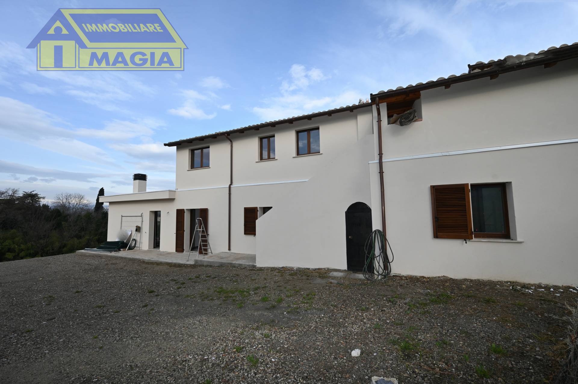 Casa Indipendente in vendita a Maltignano, Caselle