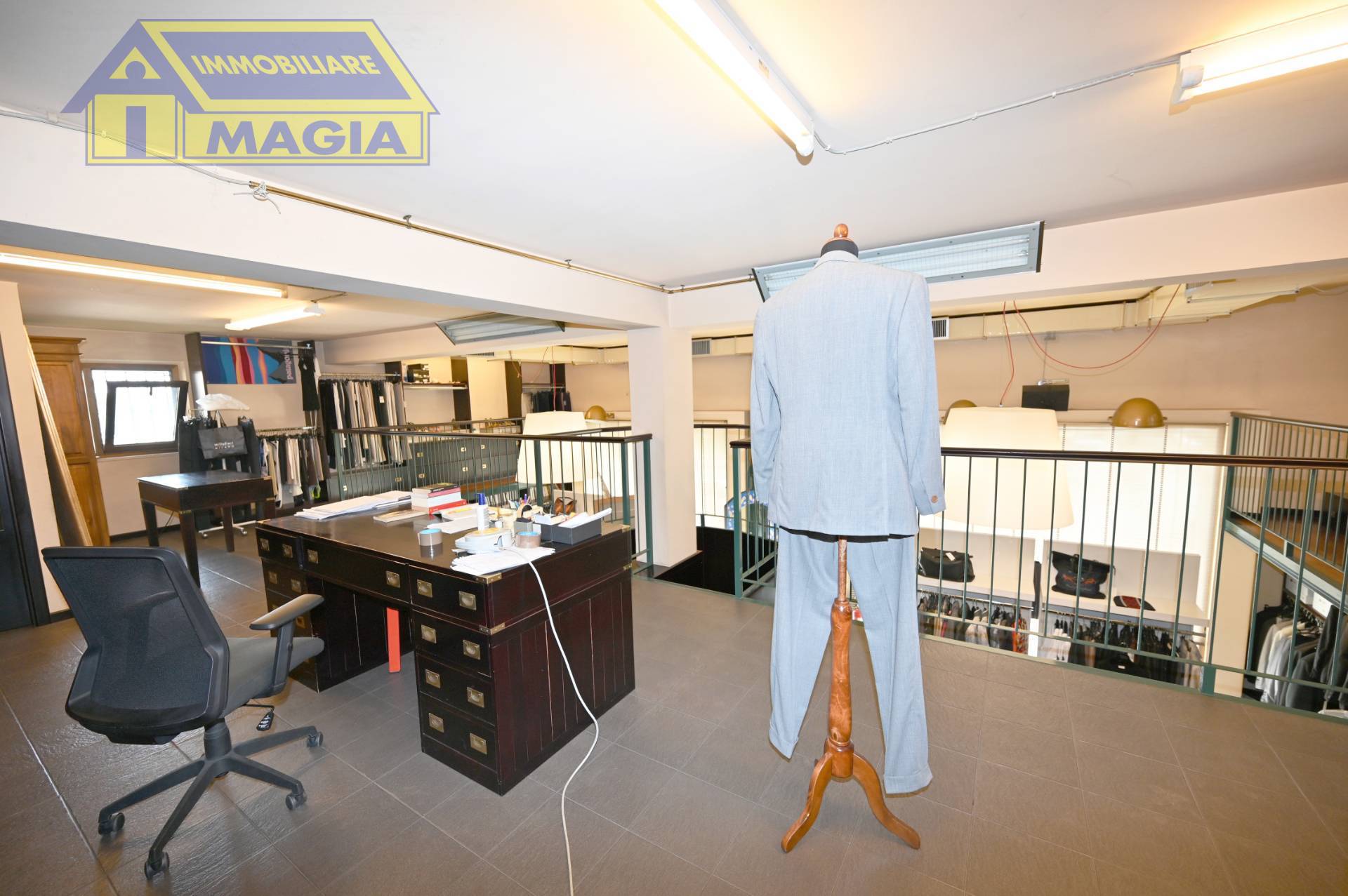 Locale commerciale in vendita a San Benedetto del Tronto, Centrale Nord