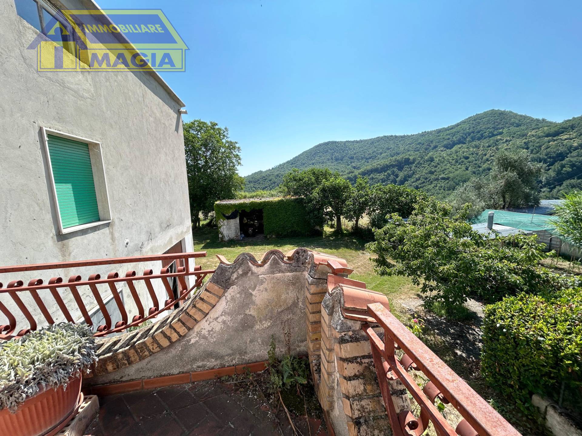 Rustico/Casale in vendita a Civitella del Tronto, Piano Risteccio