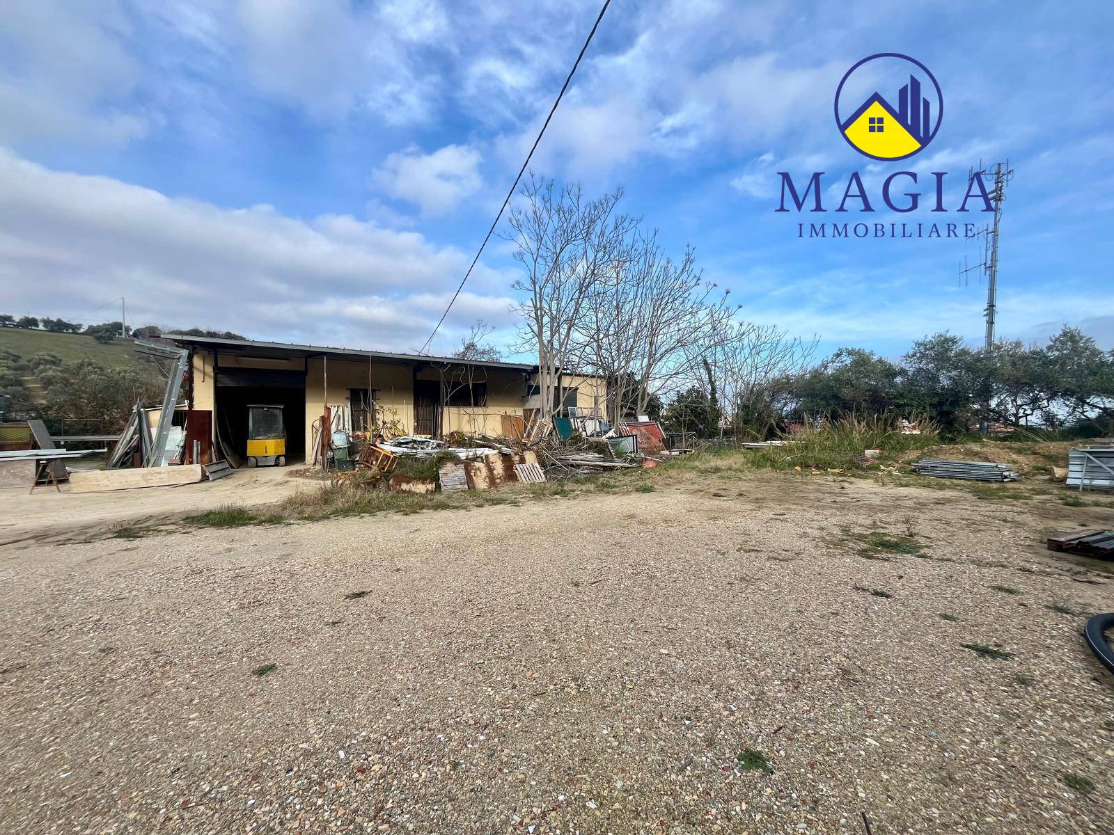 Capannone in vendita a San Benedetto del Tronto, Residenziale (Al di Sopra della SS 16)