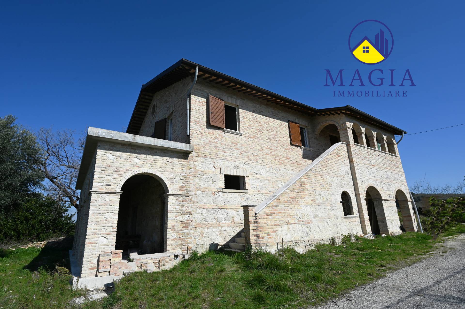 Rustico/Casale in vendita a Castorano