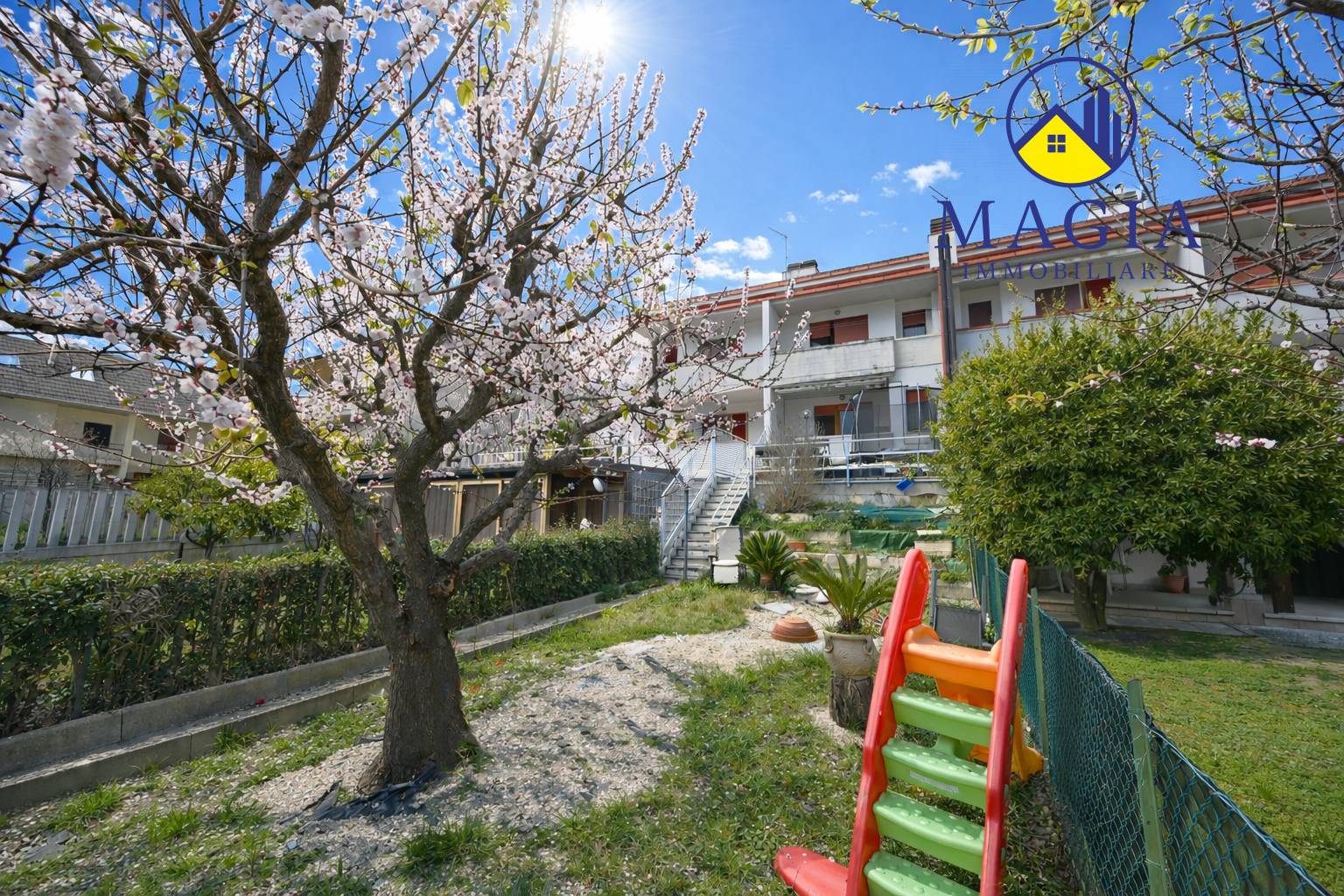 Villa a schiera in vendita a Ascoli Piceno, Monticelli