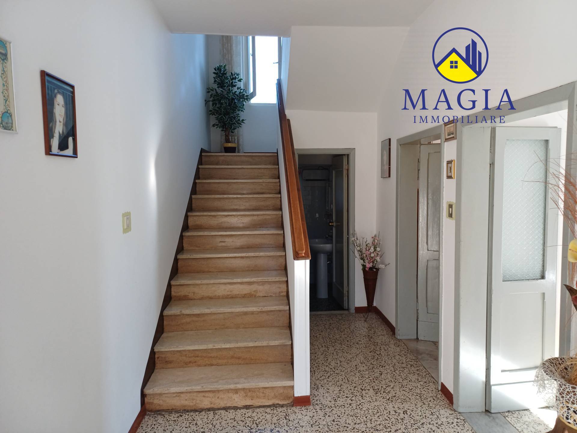 Rustico/Casale in vendita a Castel di Lama, Piattoni