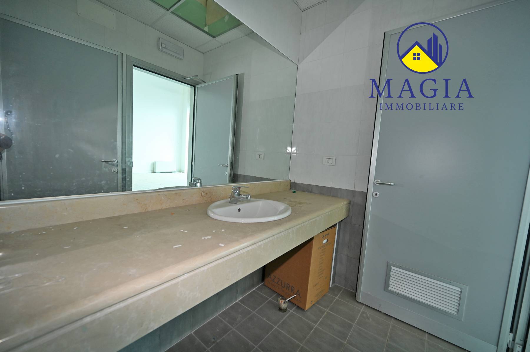 Studio/Ufficio in affitto a Ascoli Piceno