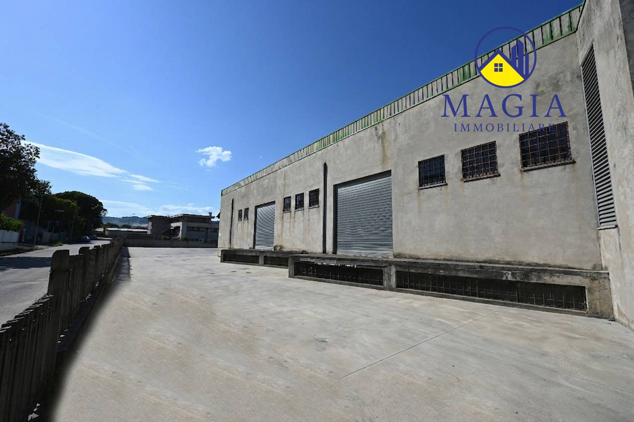 Capannone in vendita a Acquaviva Picena, Sant'Angelo zona industriale