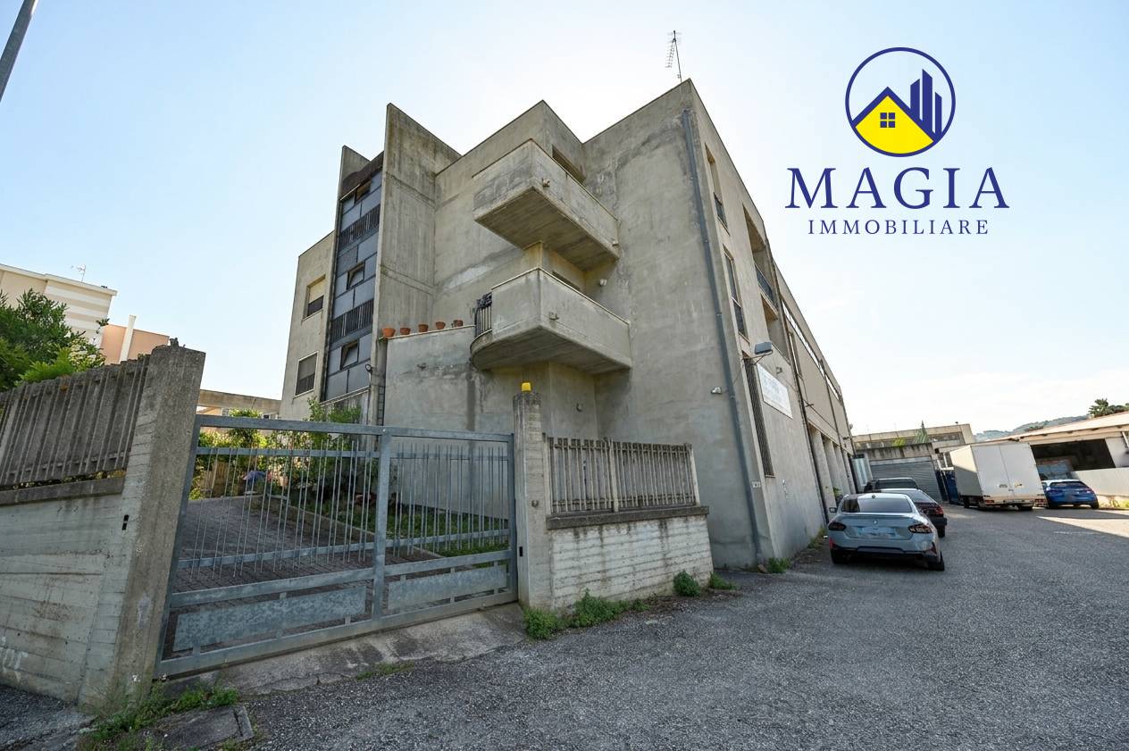 Capannone in vendita a Acquaviva Picena, Sant'Angelo zona industriale