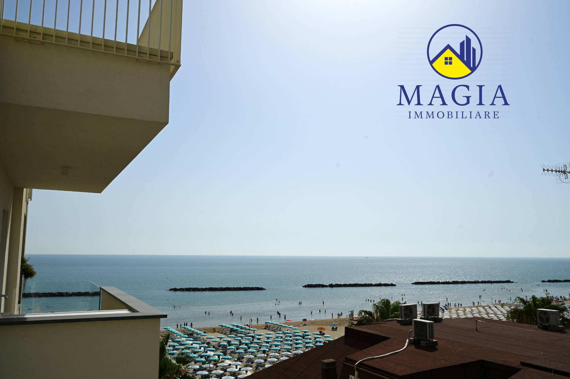 Appartamento in vendita a San Benedetto del Tronto, Lungomare (Tra Spiaggia e Ferrovia)
